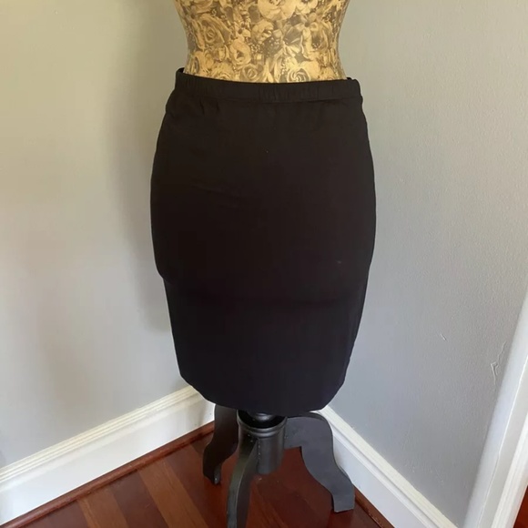 Three Dots - Tulip Knit Skirt - Balck - Size M - Picture 2 of 7